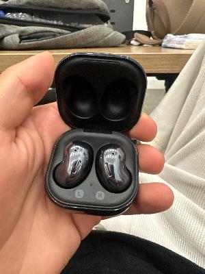 Samsung Galaxy Buds Live