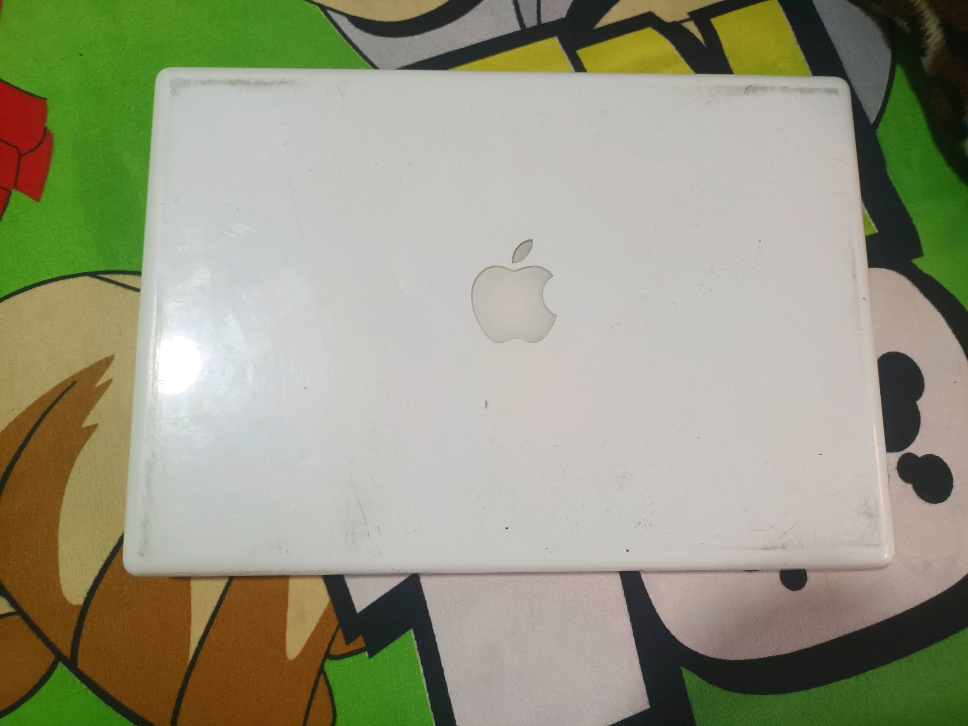 MacBook
