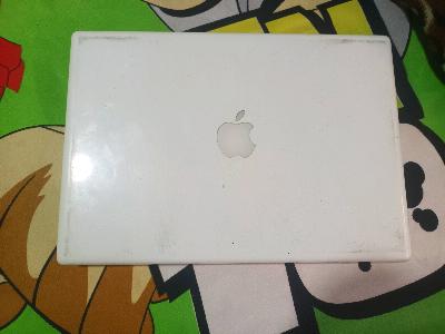 MacBook