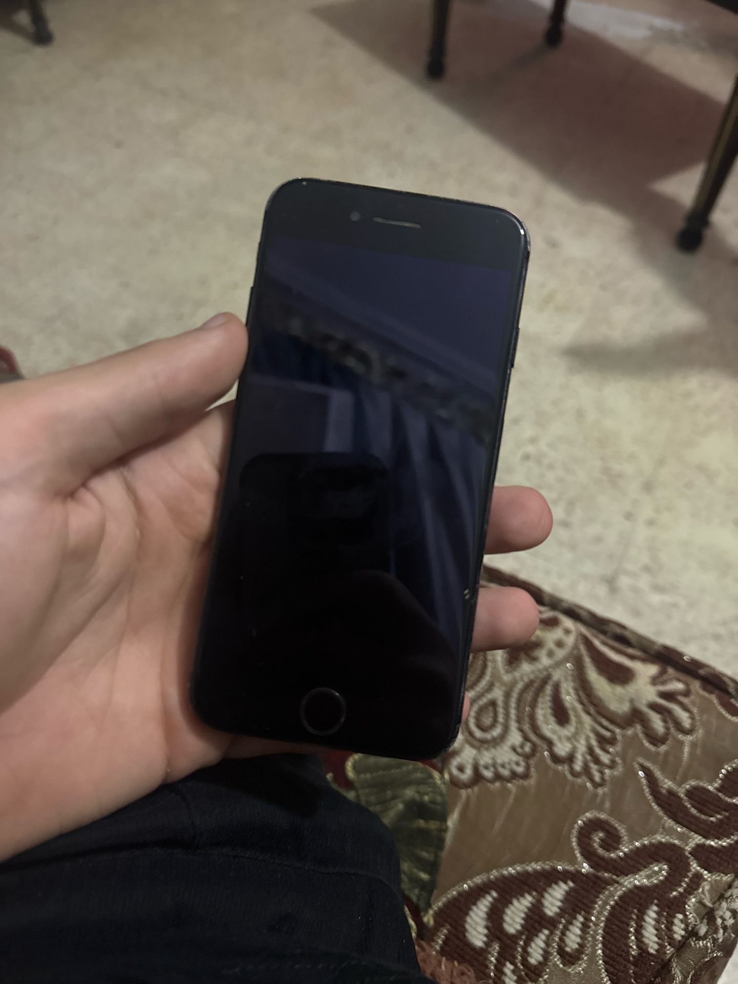 iPhone 7 أسود