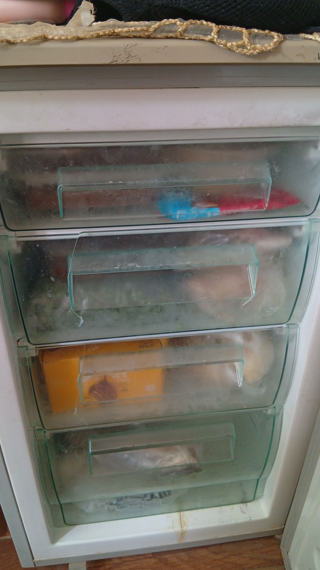 White Freezer WF-100DR