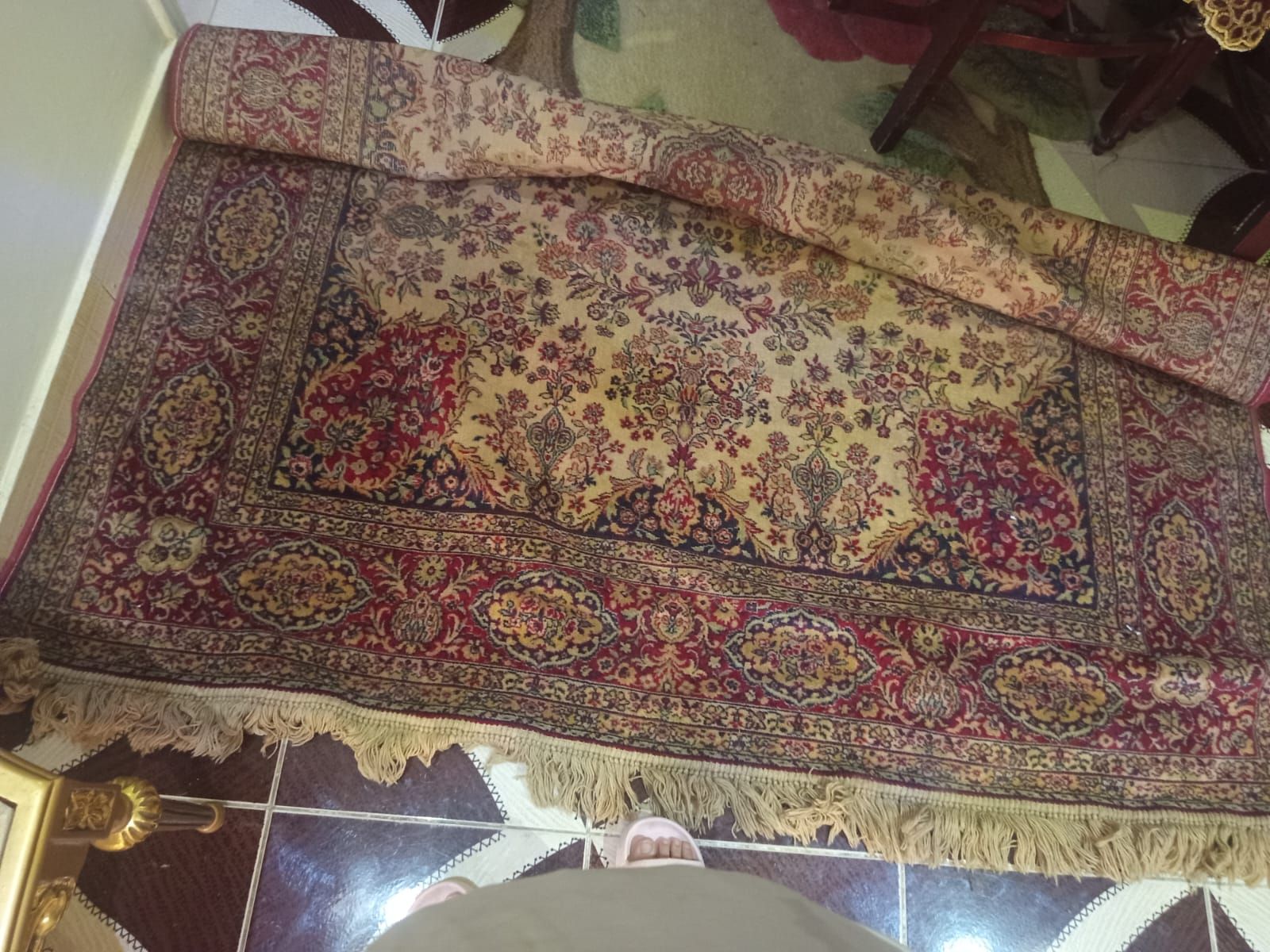 سجادة فارسية زينة