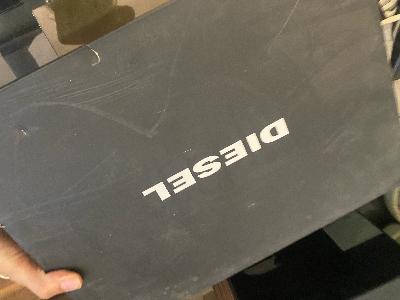Diesel حذاء رياضي رجالي