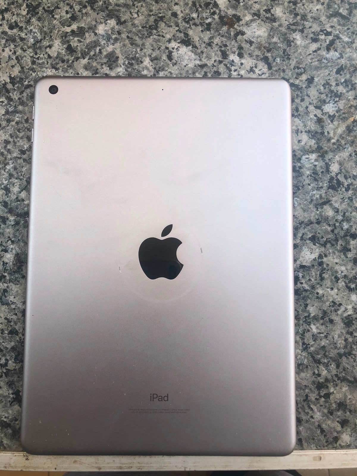 iPad (الجيل السادس)