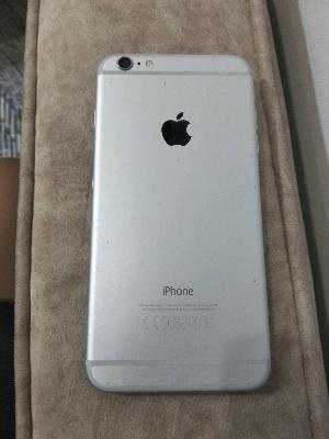 iPhone 6Whiteمحتاج شاشه