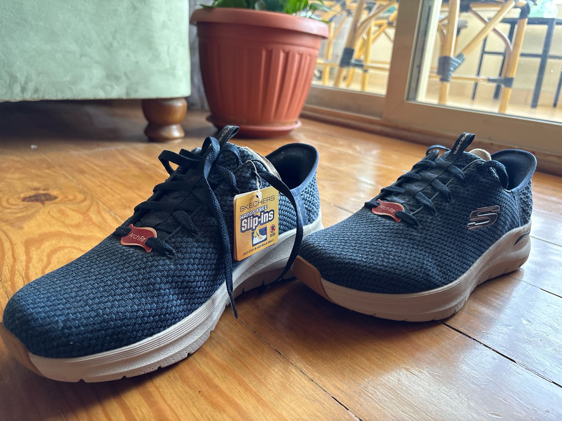 Skechers Navy Knit Sneakers