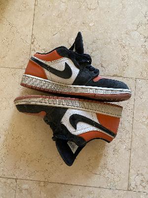 NIKE Air Jordan 1- Low
