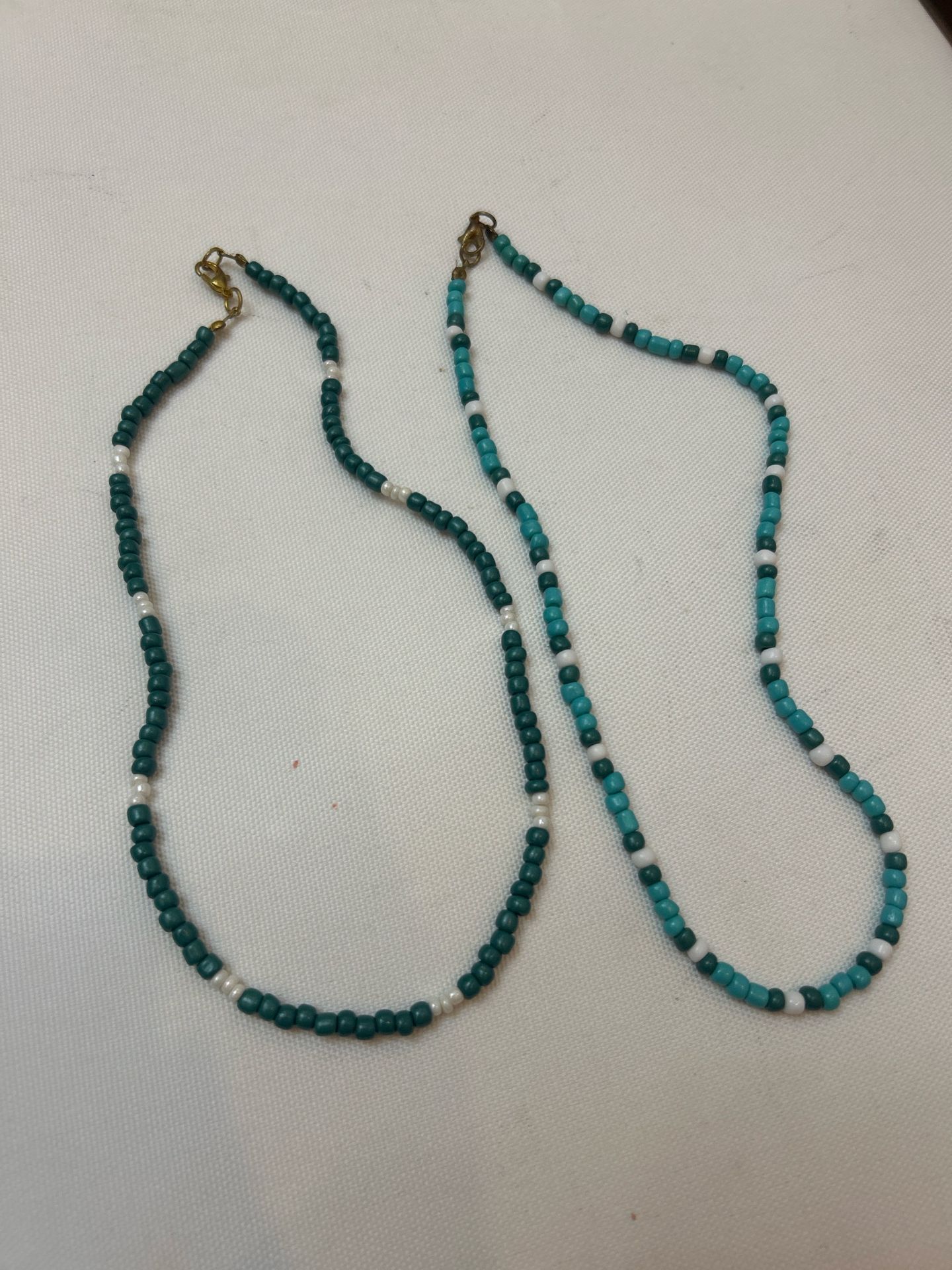 Beaded necklaces set (2)