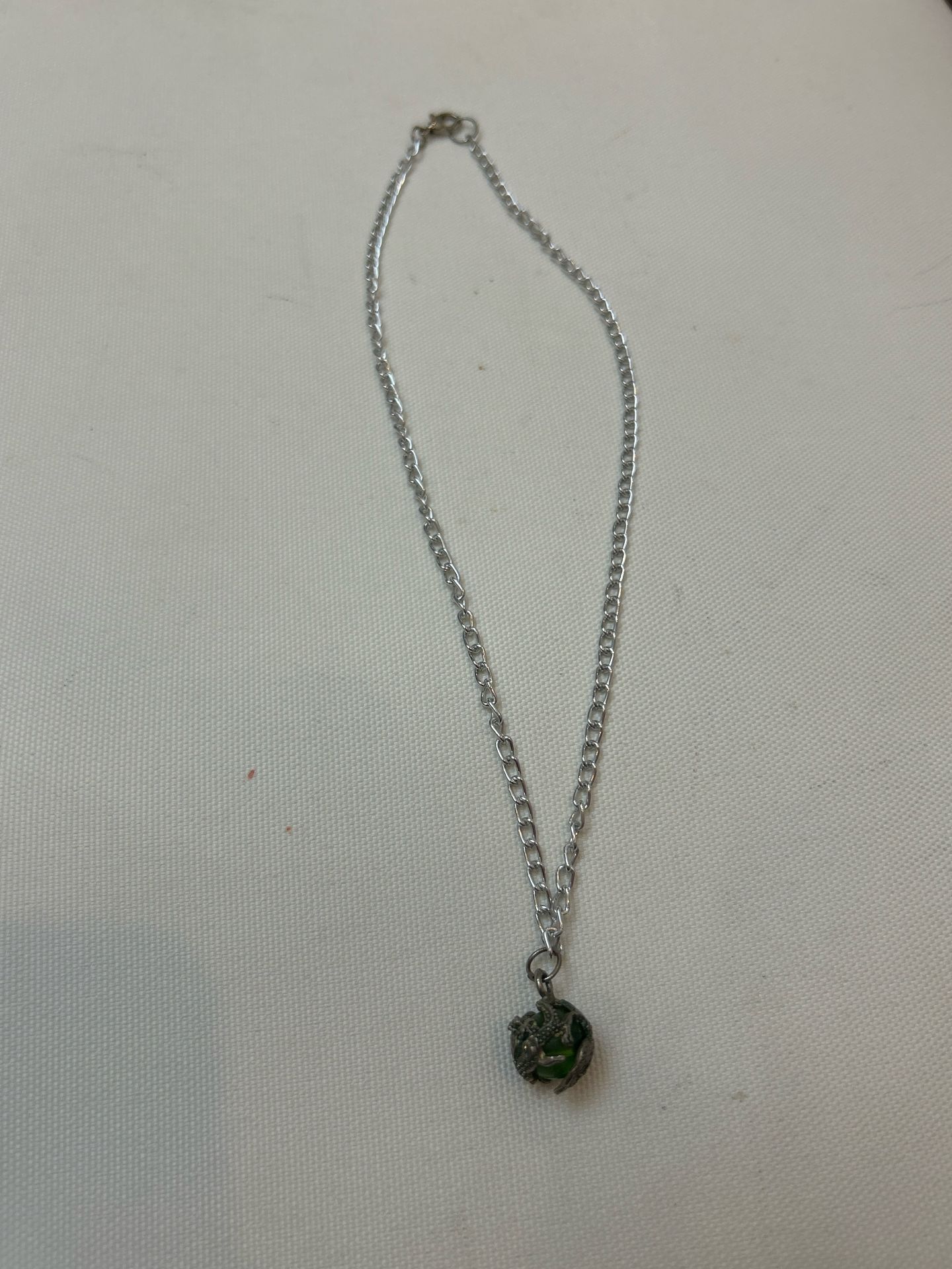 Silver Chain Pendant Necklace