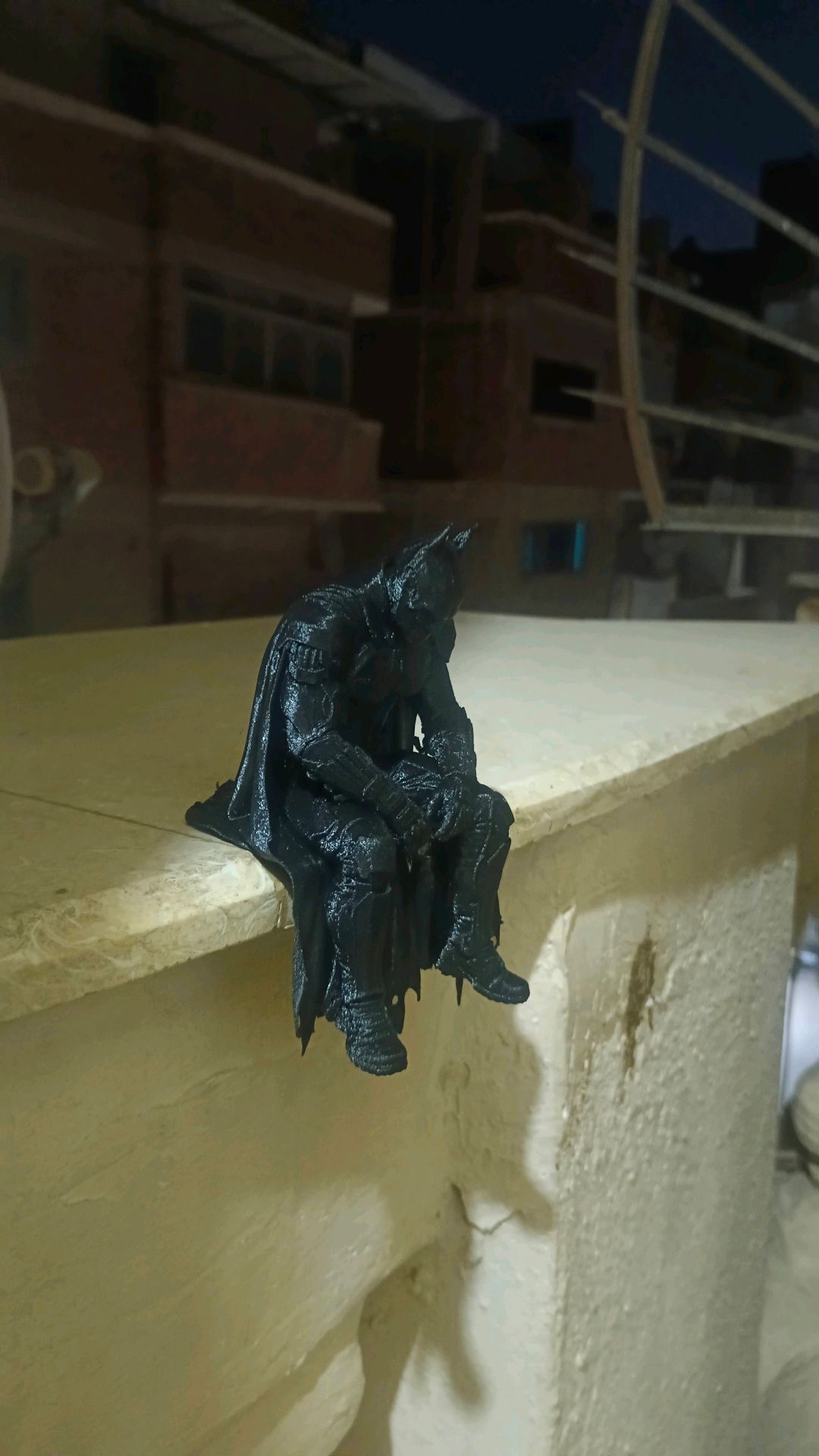 Batman mini desk statue