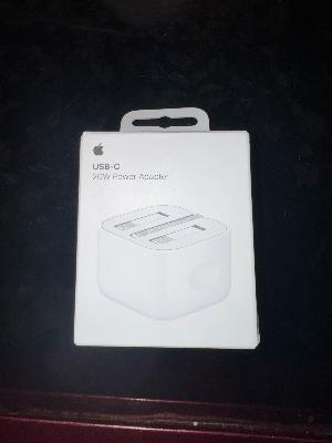 Apple USB-C 20W Power Adapter
