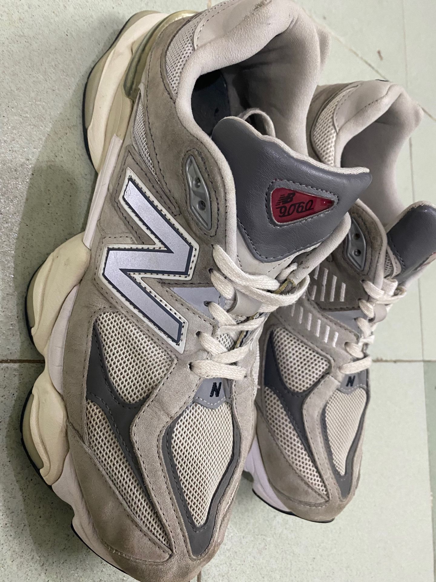New Balance 9060 Sneakers