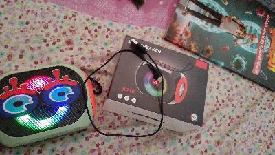 JL 718 Headphones
