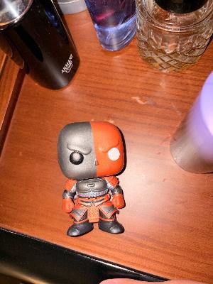 Deathstroke Pop Vinyl Figure