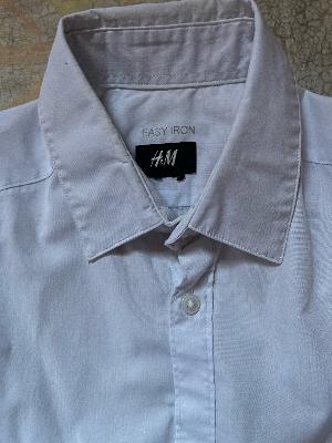 H&M قميص أبيض ولبني