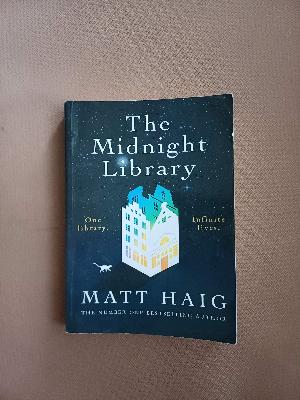 The midnight library by Matt