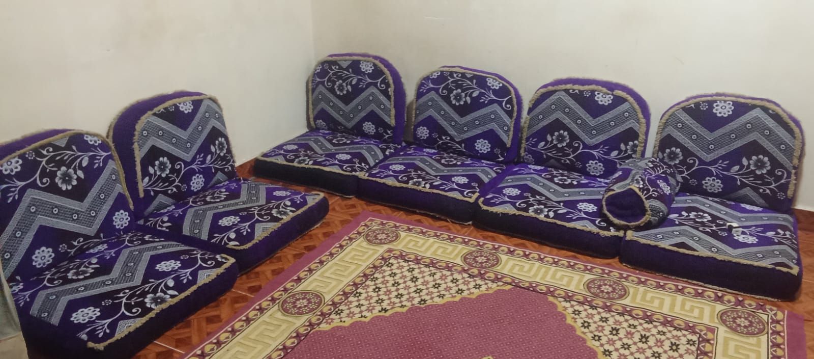 مجموعة وسائد أريكة أرجواني