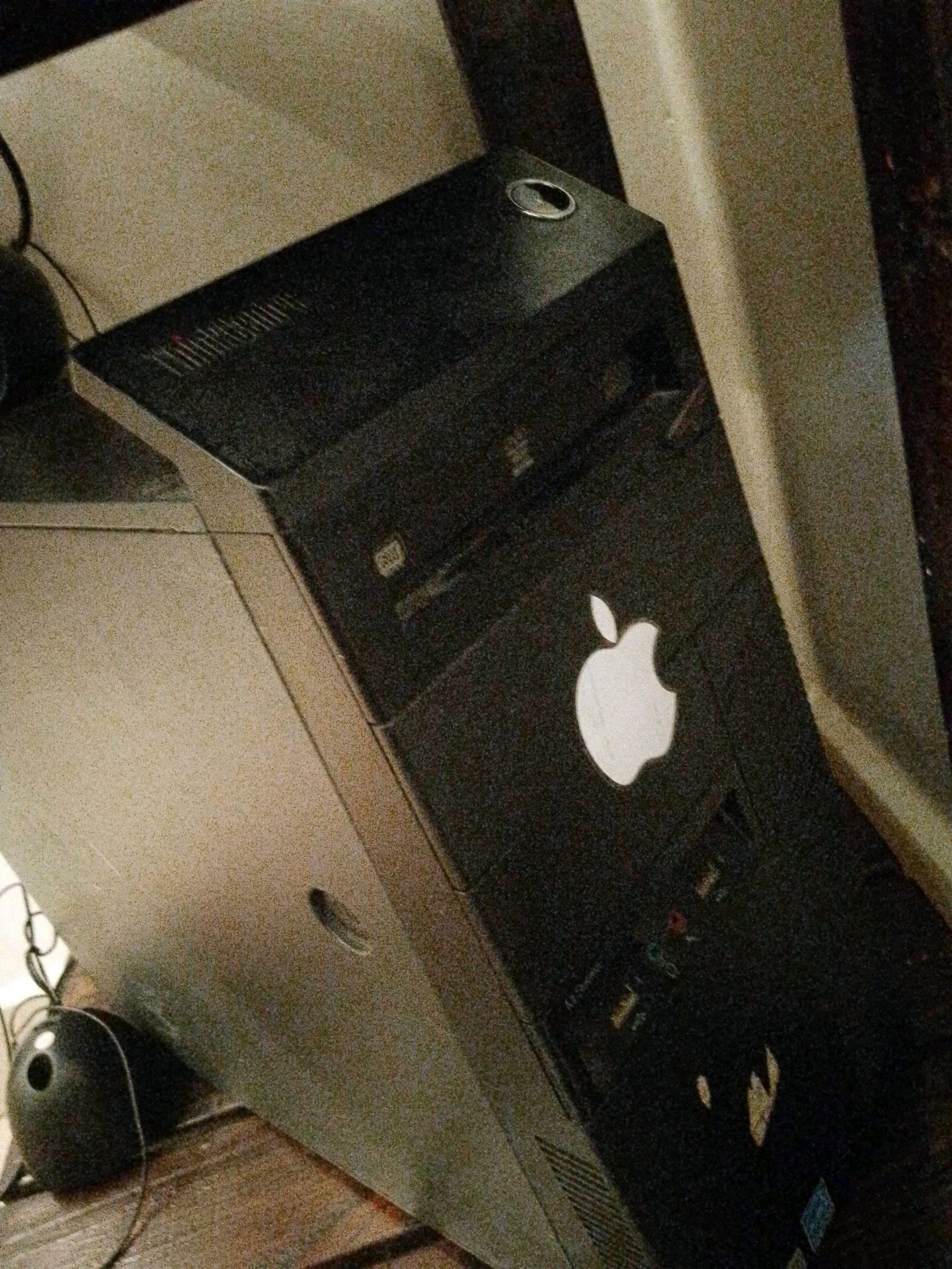 Apple Mac Mini كمبيوتر