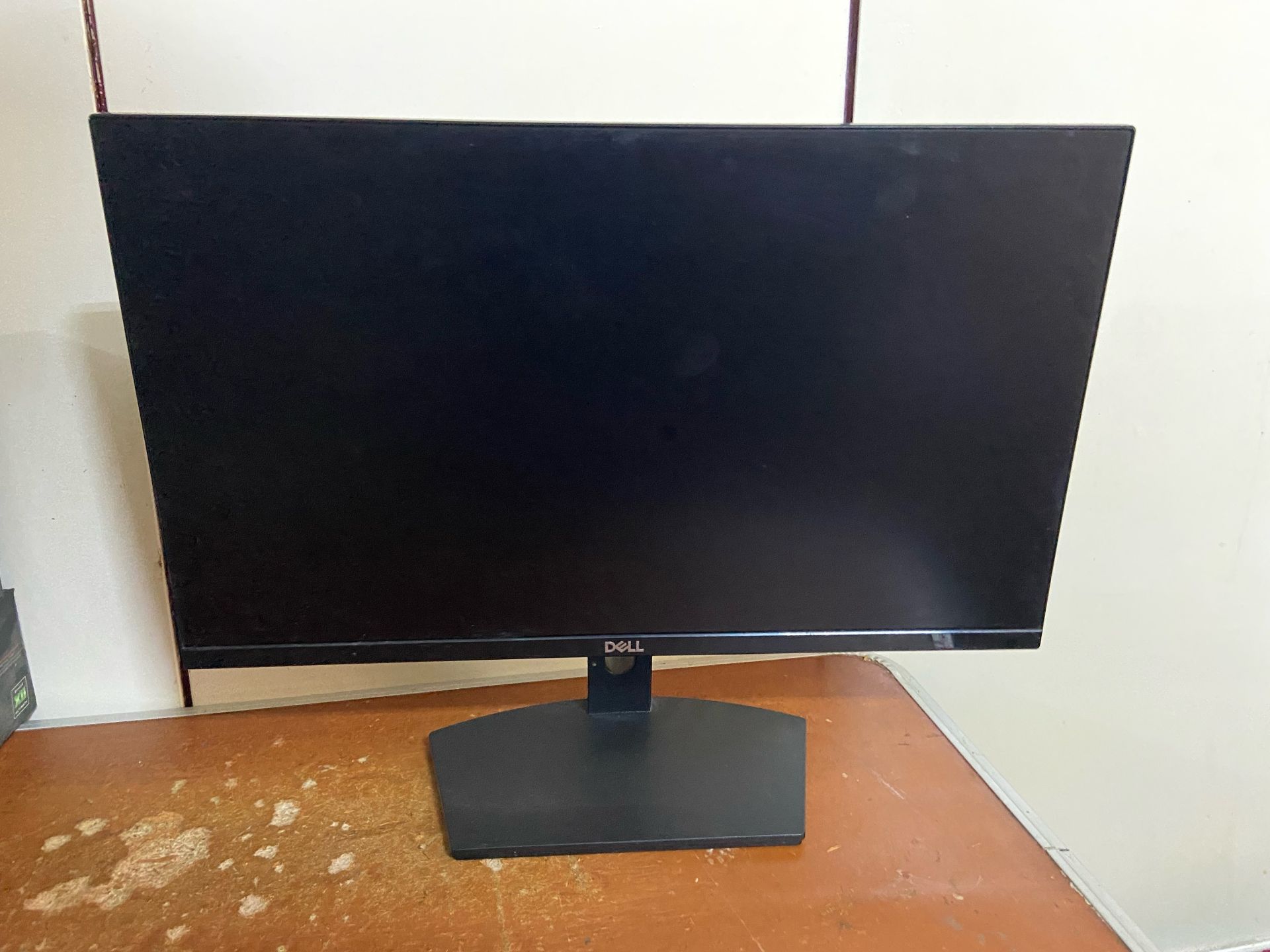 شاشة Dell SE2219
