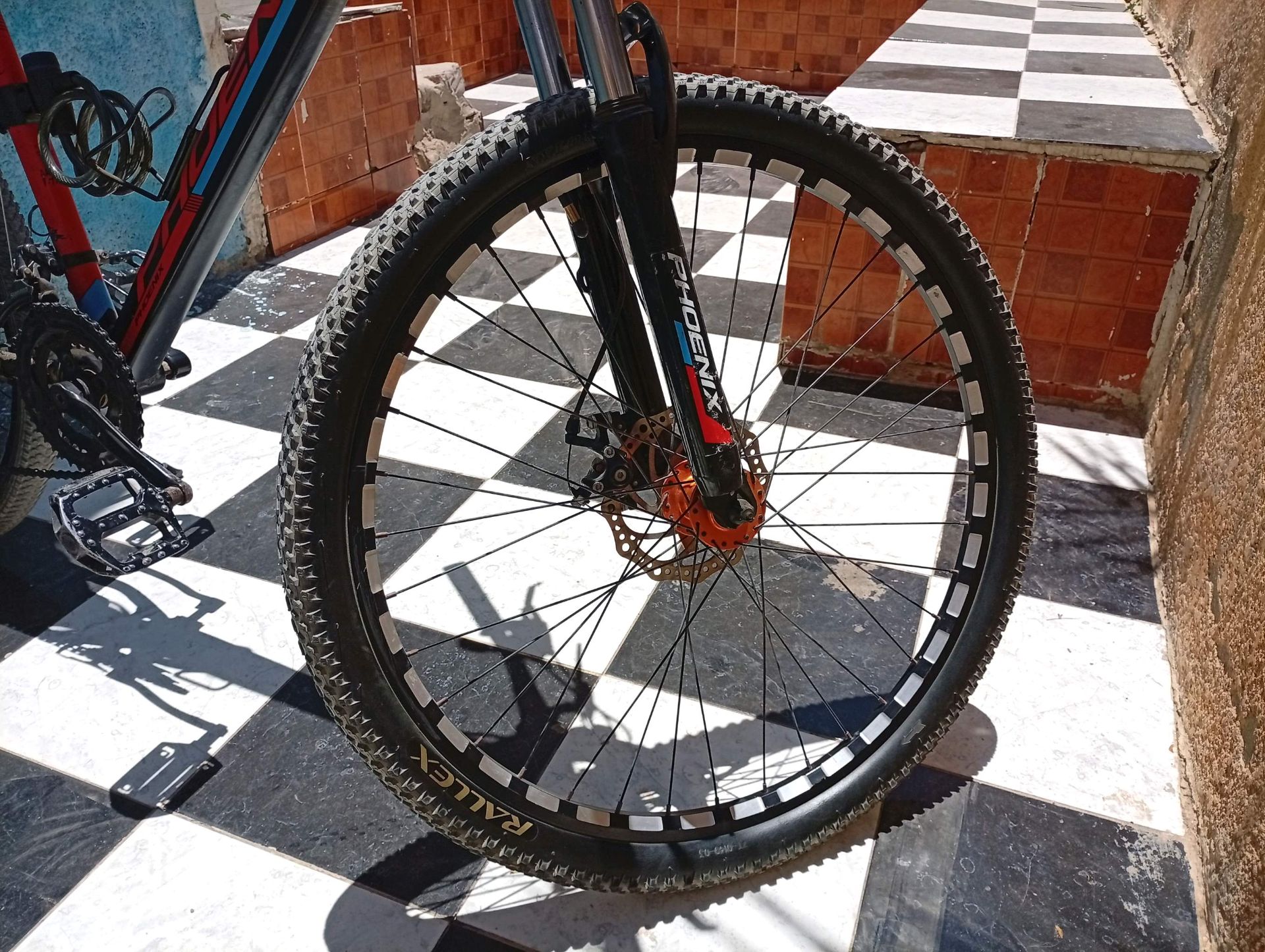 Mountain Bike Red Blue