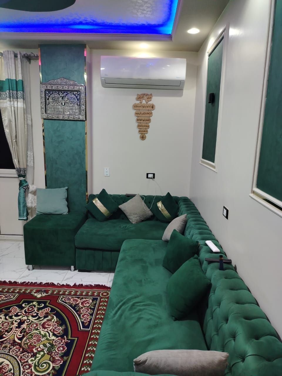 أريكة زاوية خضراء