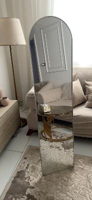 مرآة أرضية بإطار معدني