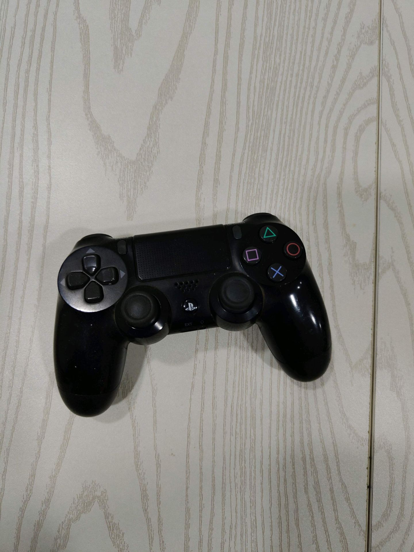 playstation 4 controller
