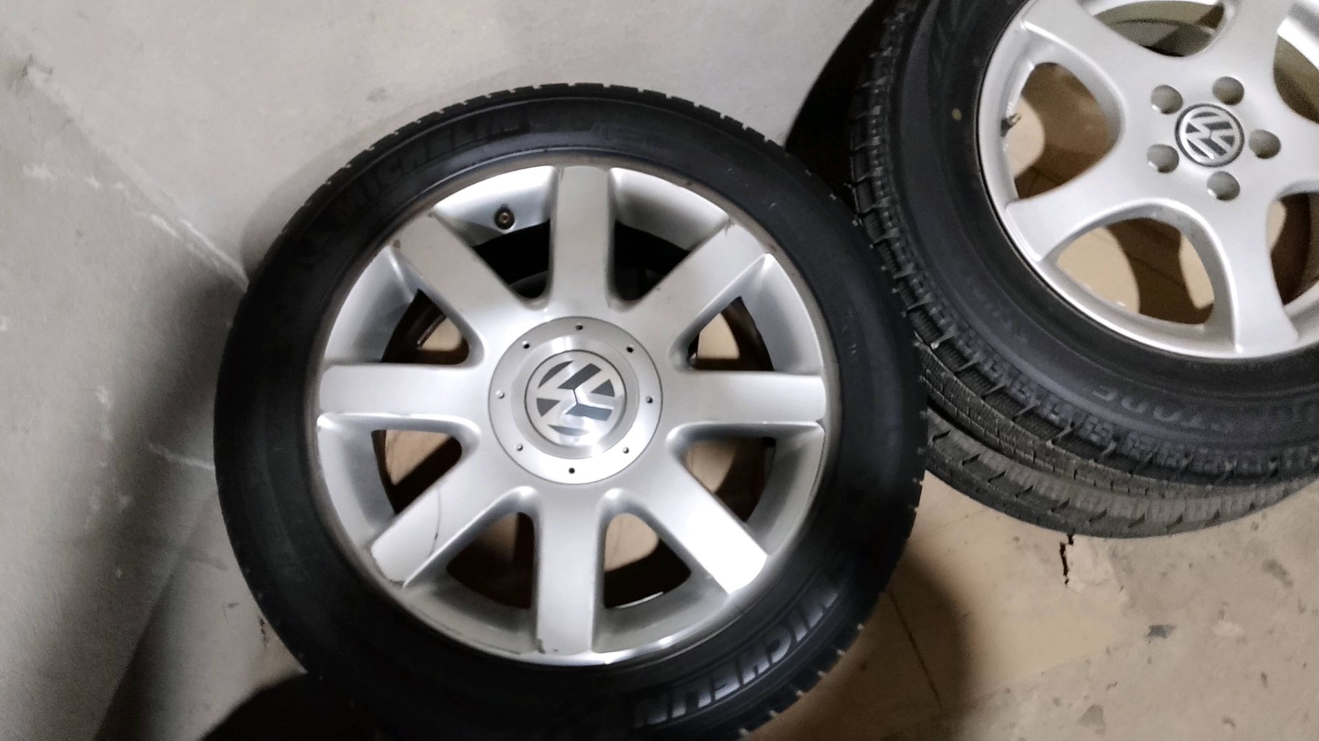 VW Alloy Wheels with Tires