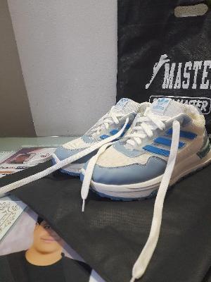 ADIDAS SHOSE