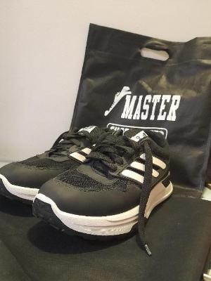 ADIDAS SHOSE