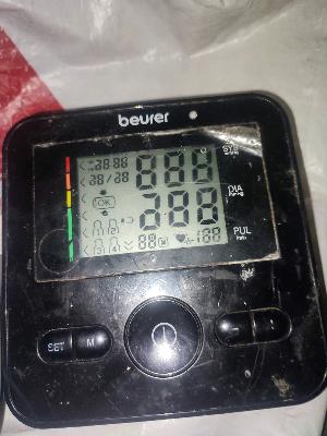 جهاز قياس ضغط الدم Beurer