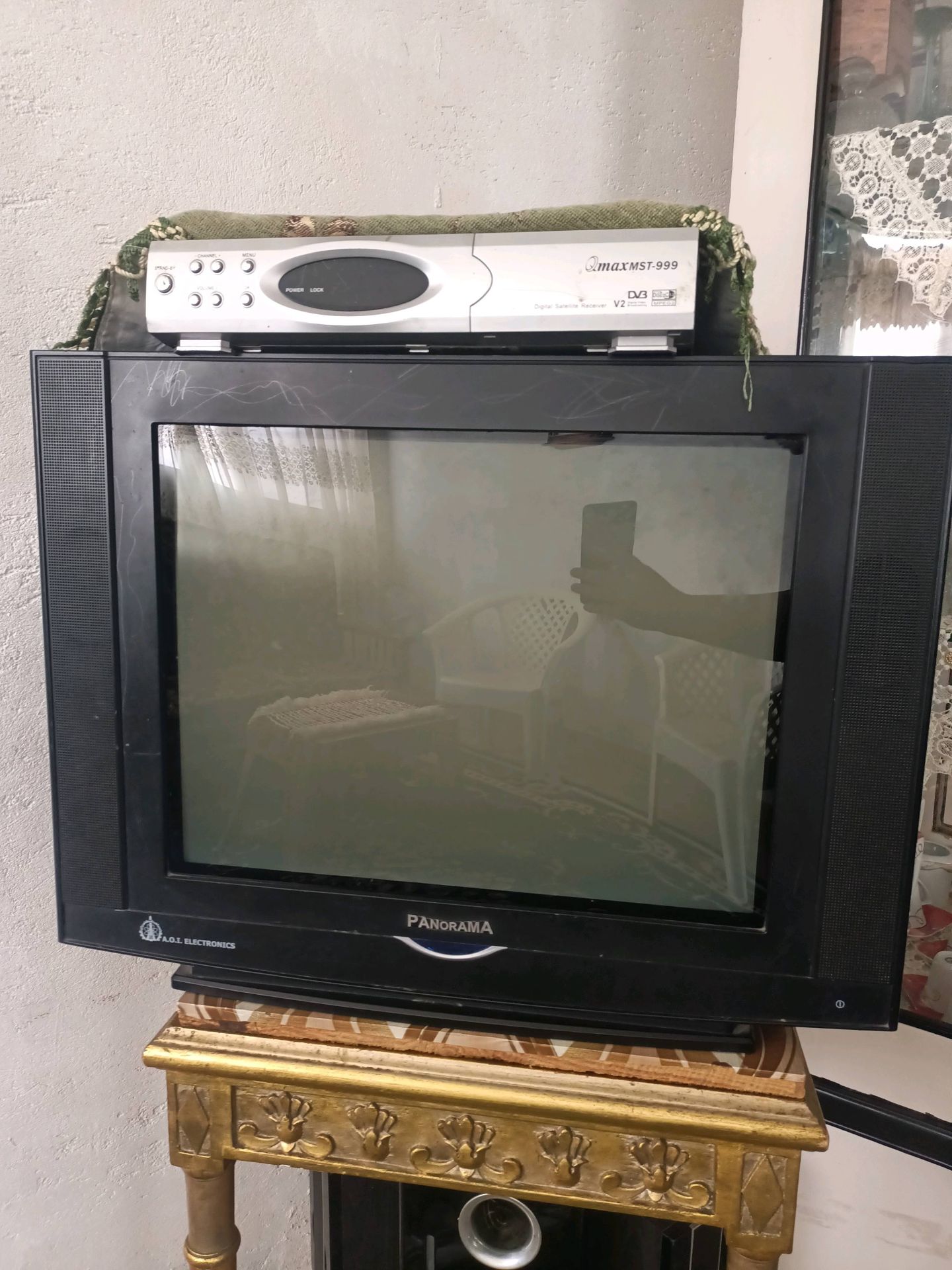 تلفاز بانوراما CRT