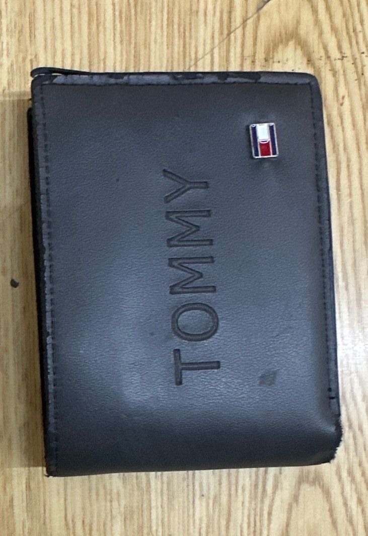 Tommy Hilfiger Wallet