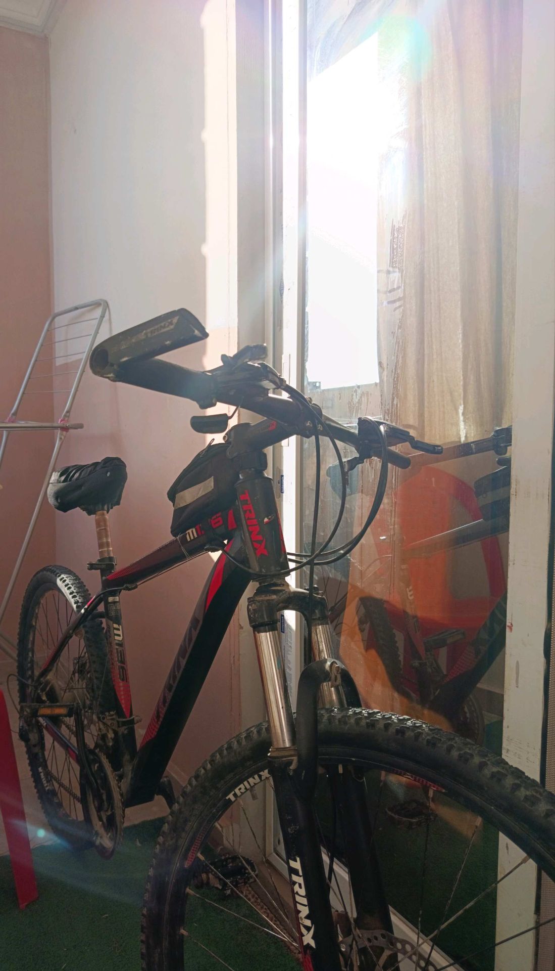Trinx m136 Bike Red/Black