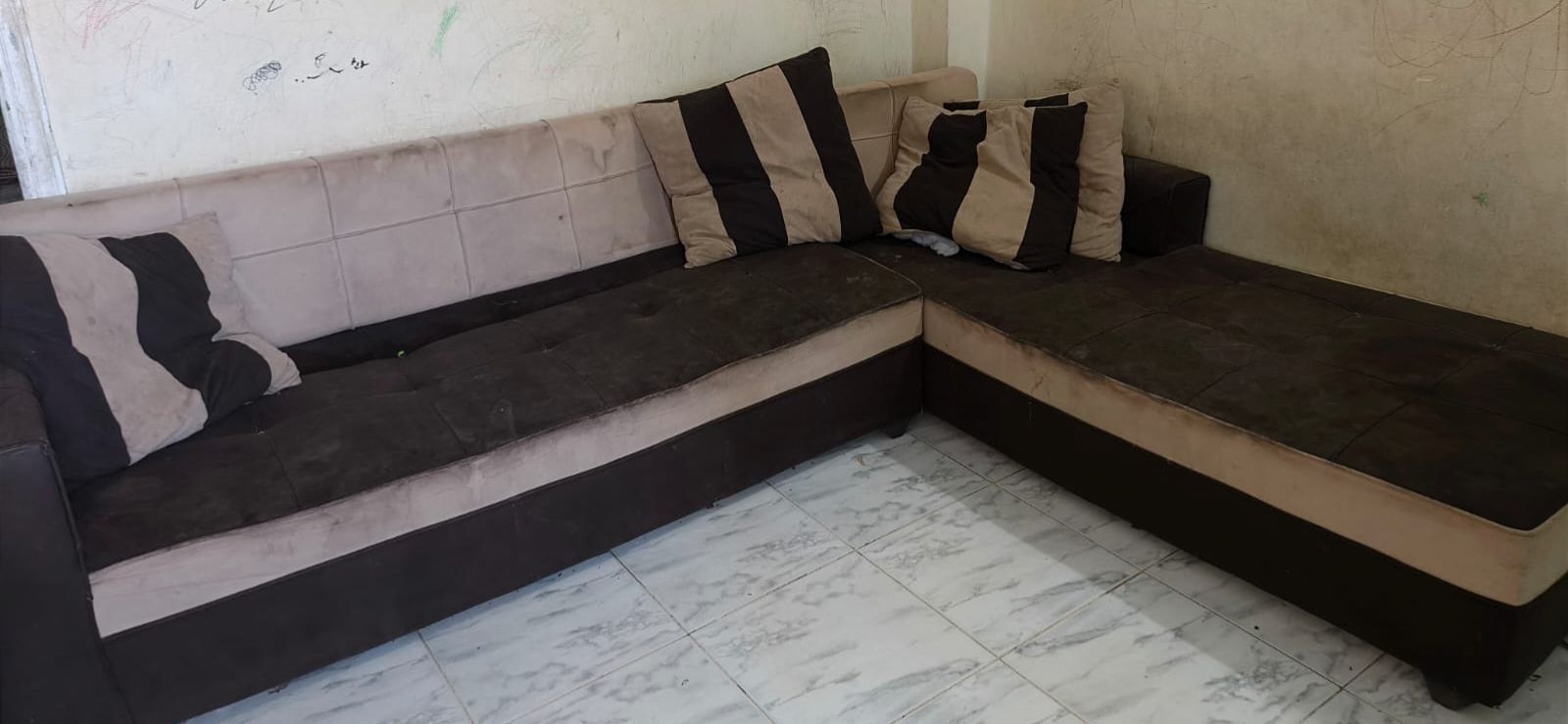 L-shaped Corner Sofa Set