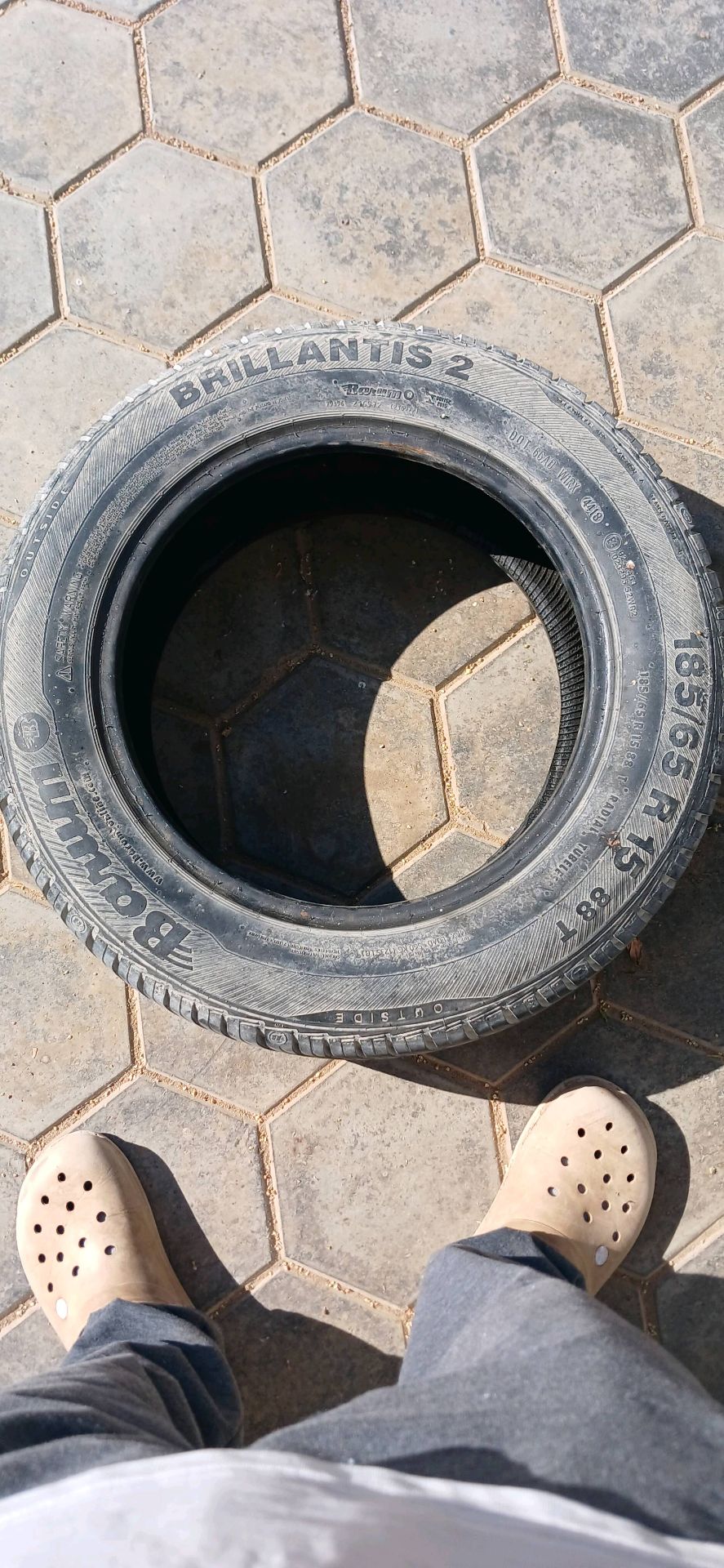 Brillantis 2 Car Tire