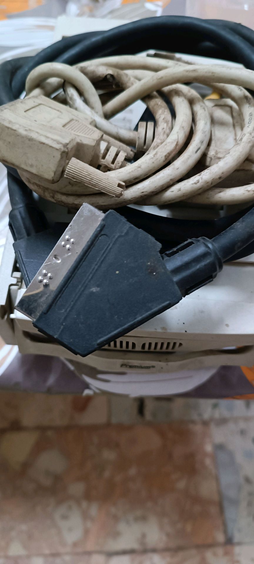 Toshiba Hard Drive with Cables