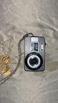 F2.4 Digital Camera