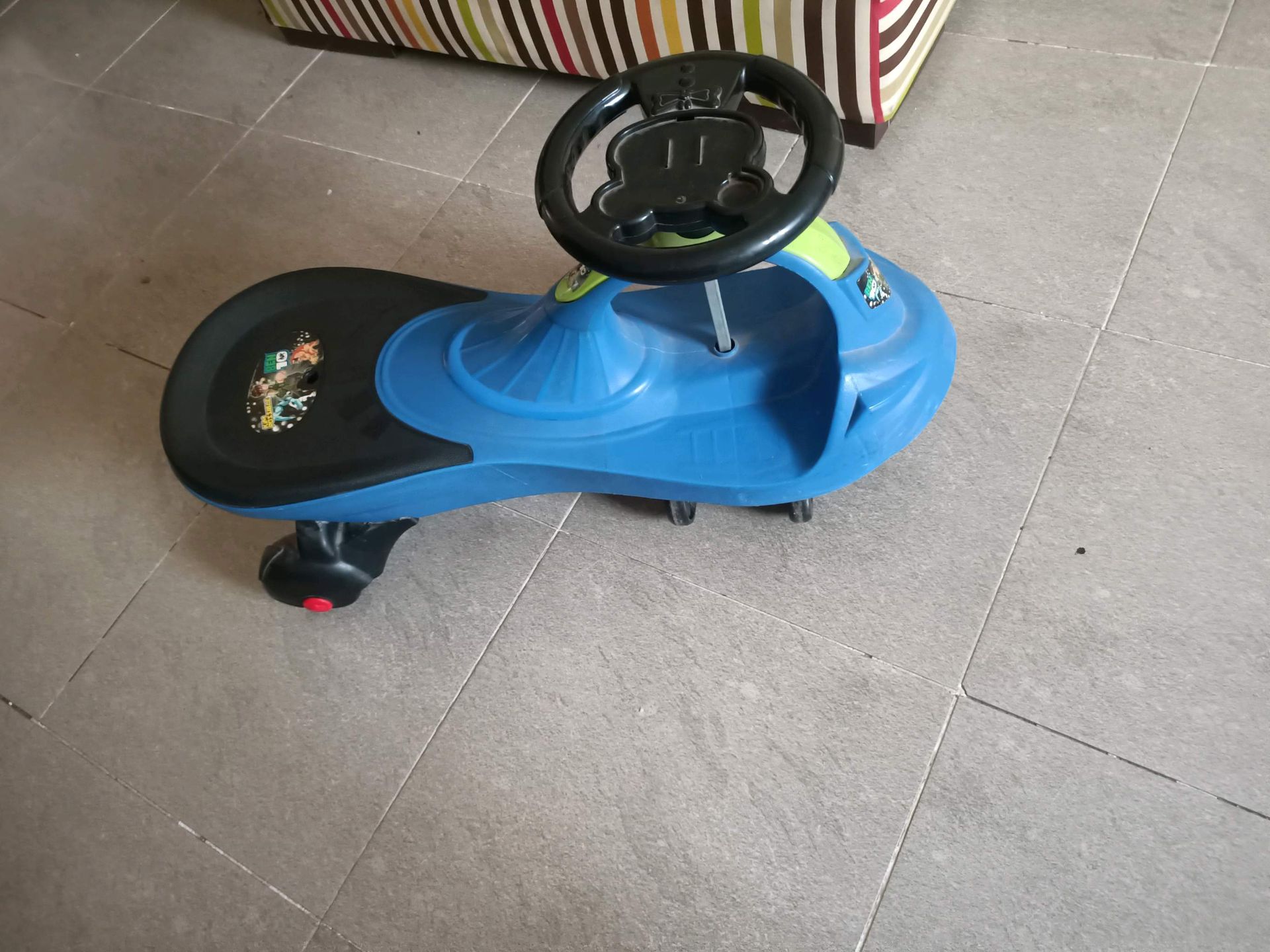 Ride-on toys bundle (3 items)