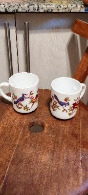 2 mugs