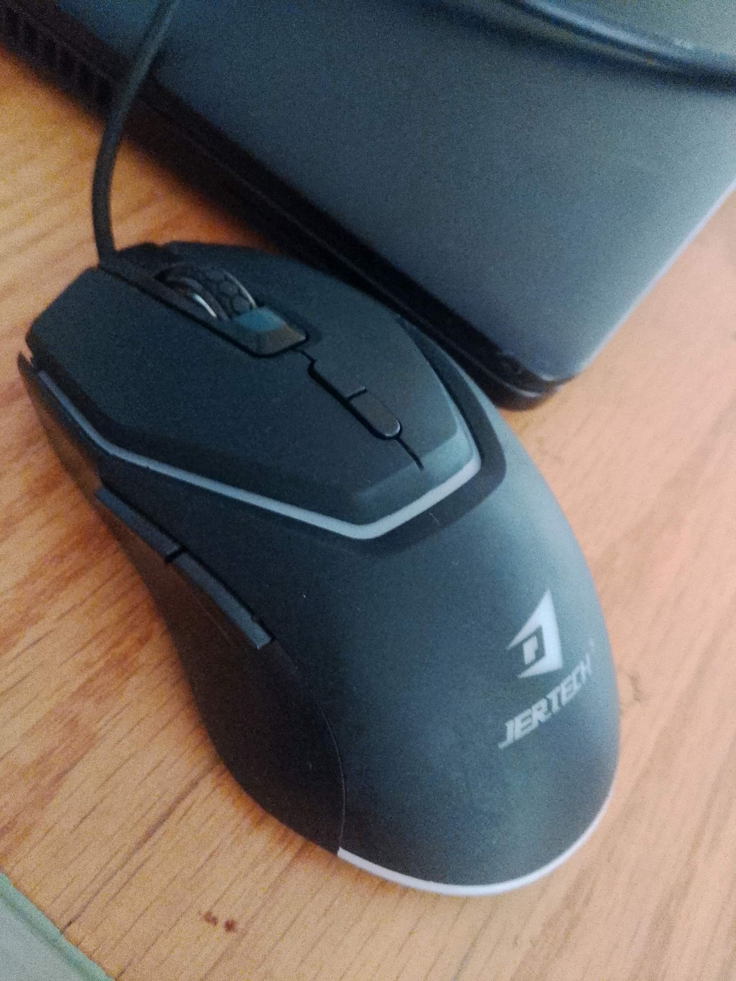 Jerichon Gaming Mouse