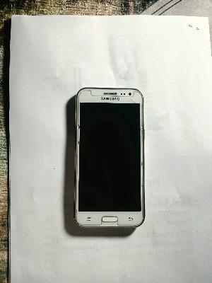 Samsung Galaxy J1 Duos
