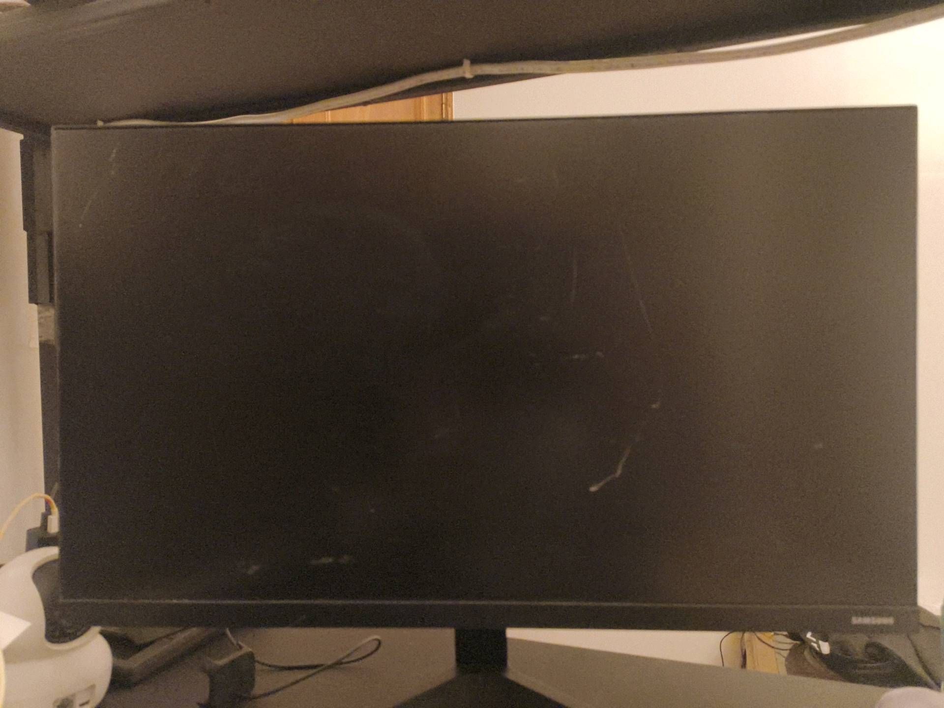 gaming monitor