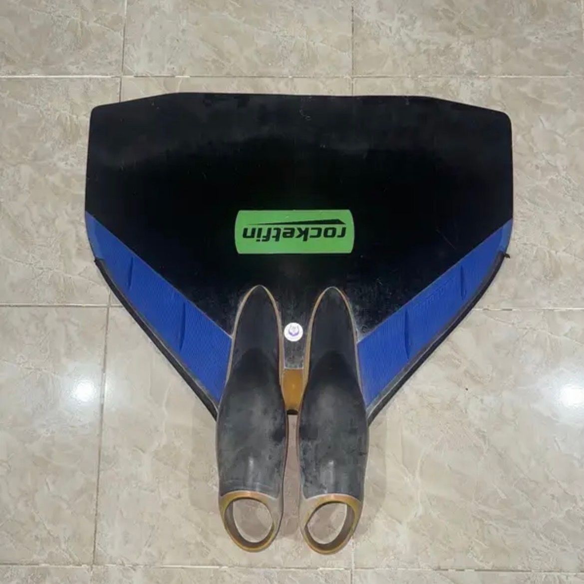 Lockerin Bodyboard with Fins