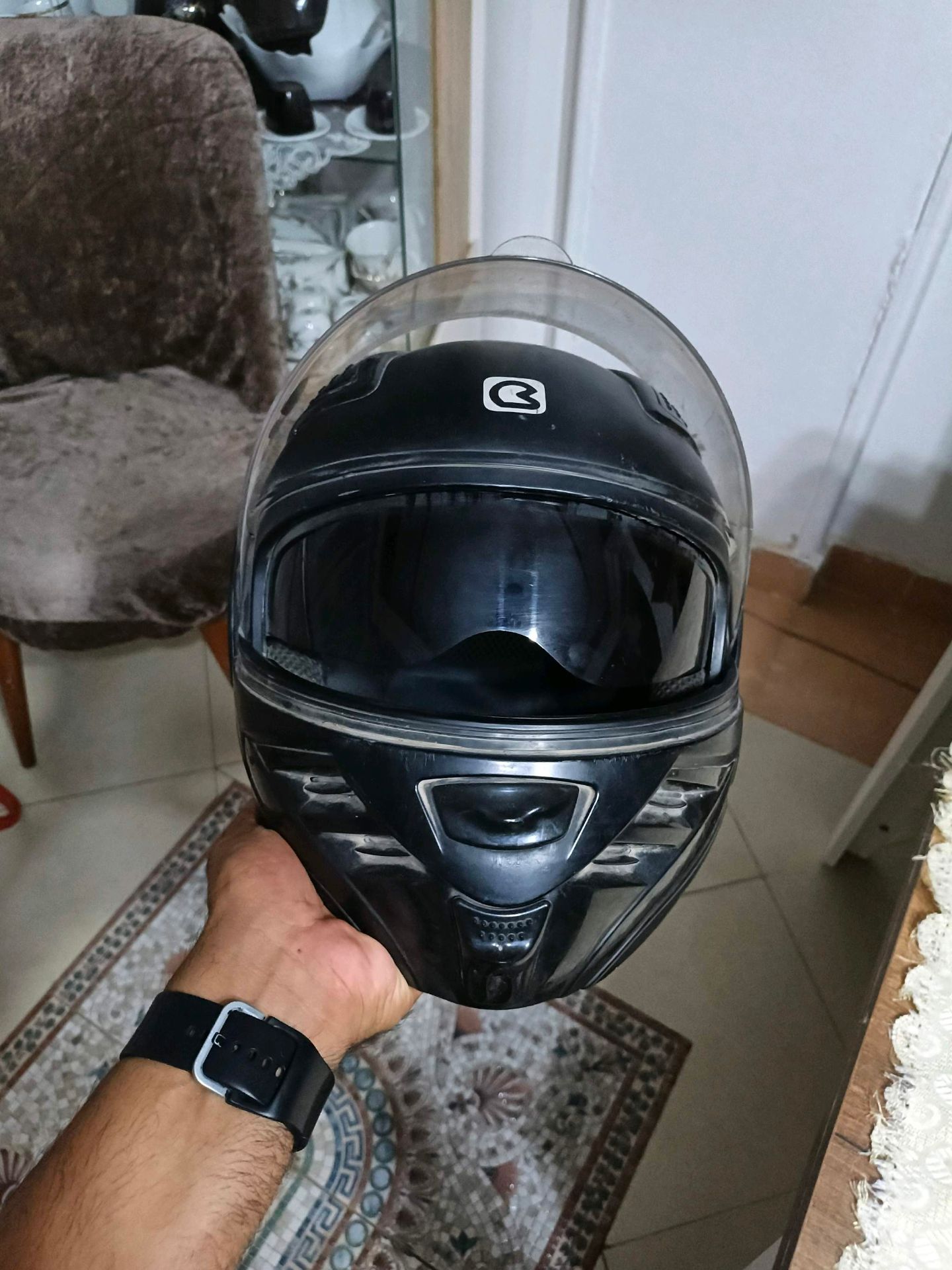 خوذة دراجة نارية
