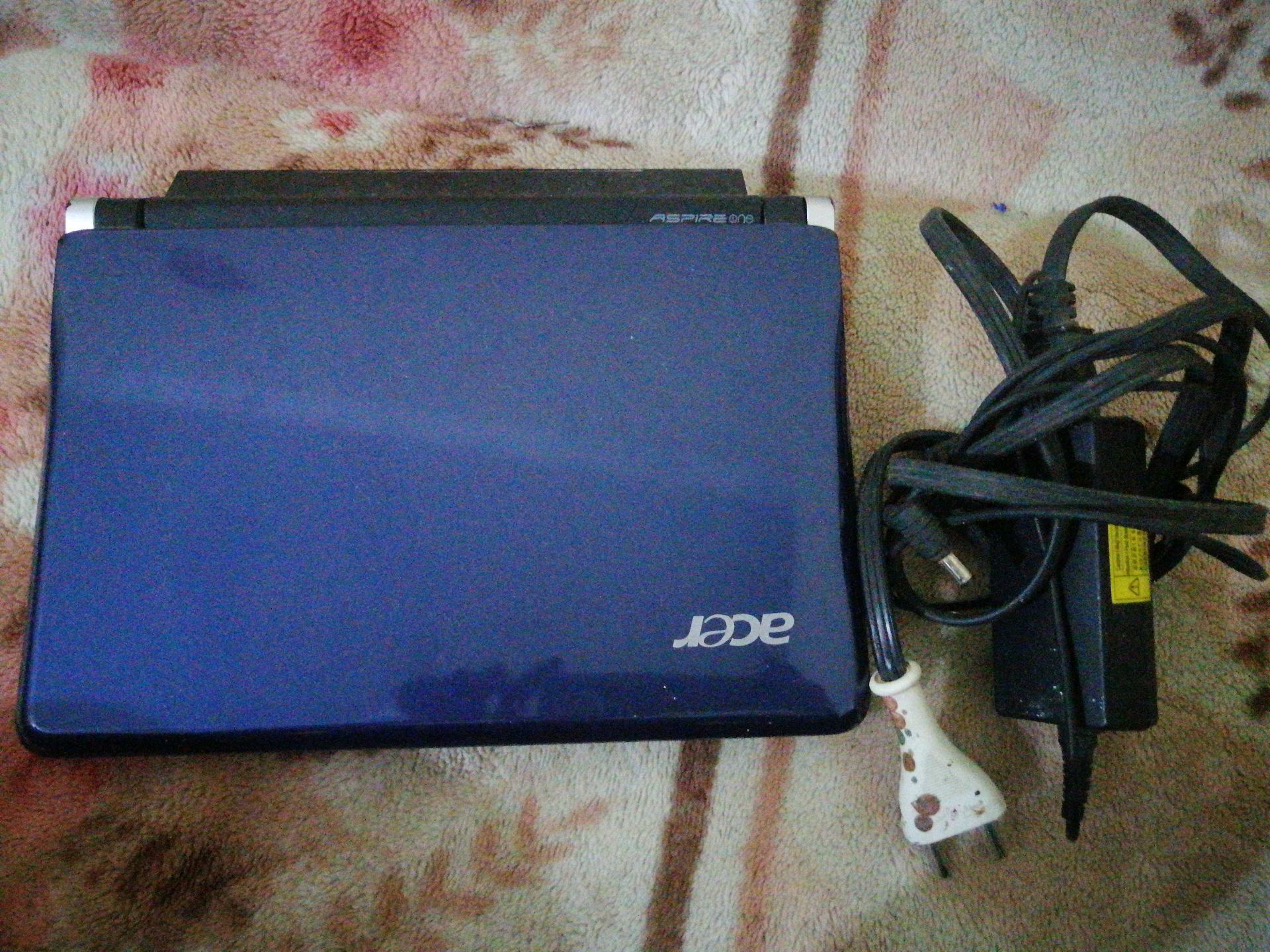 Acer Aspire One D255E