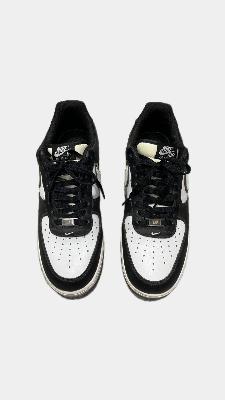 Nike Air Force 1 Low Sneakers