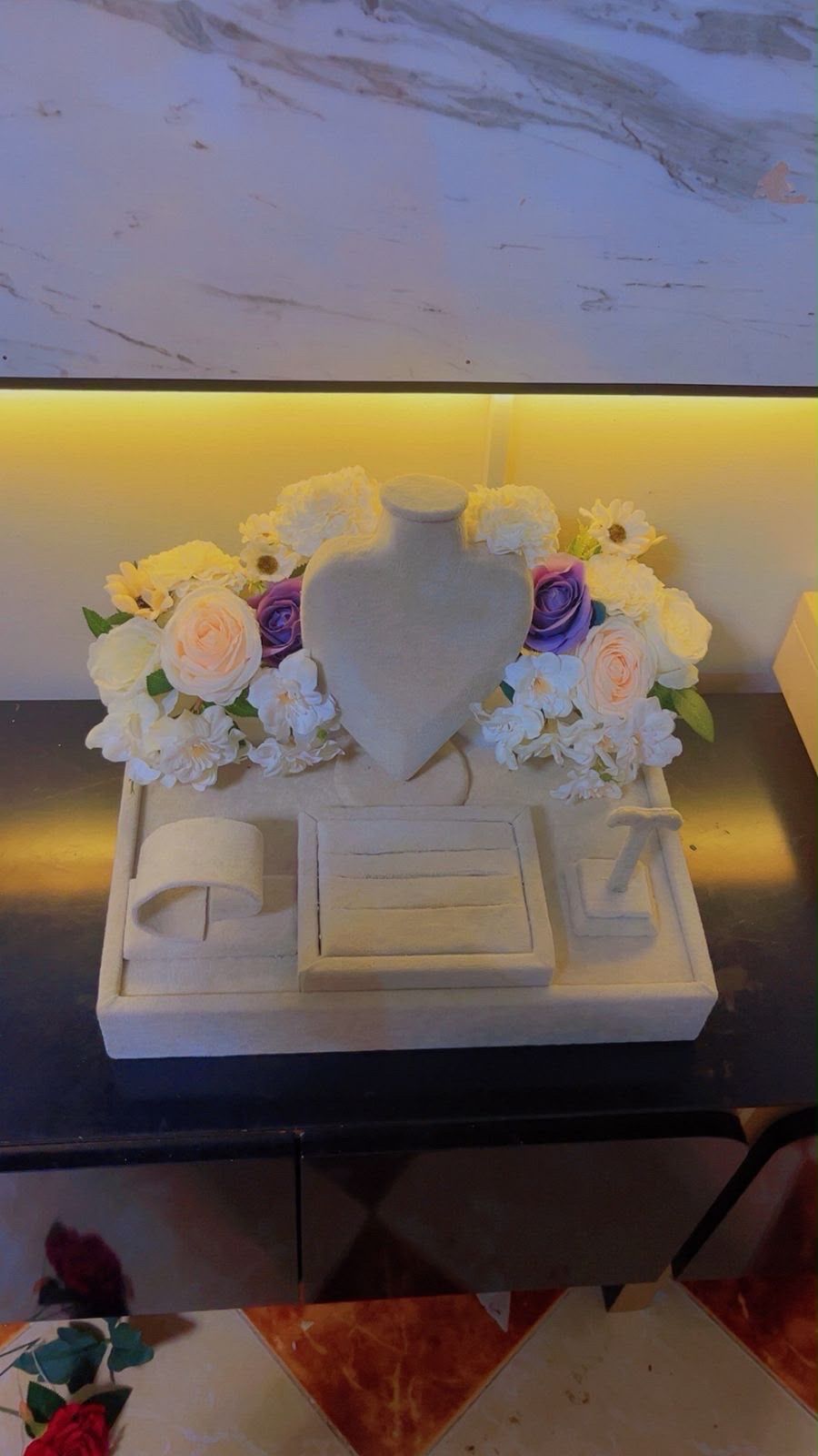 Jewelry Display علبة الشبكة