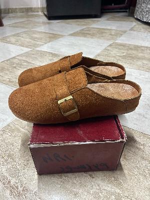 Nevira Brown Suede Clogs