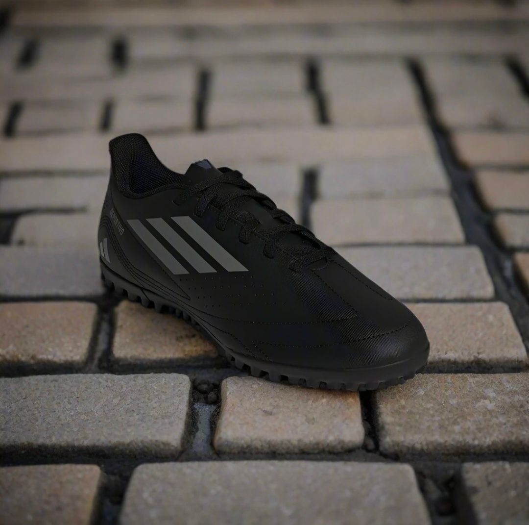 Deportivo III Turf Boots